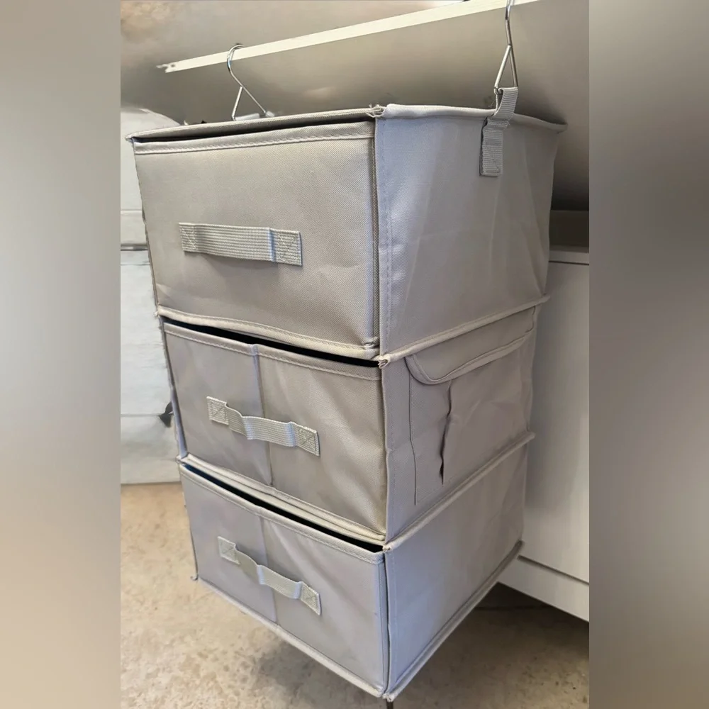 ⬜️ Gray Hanging Storage Organizer w/ Hooks